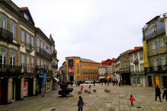 Santiago De Compostela & Viana Do Castelo From Porto - Reviews and Ratings