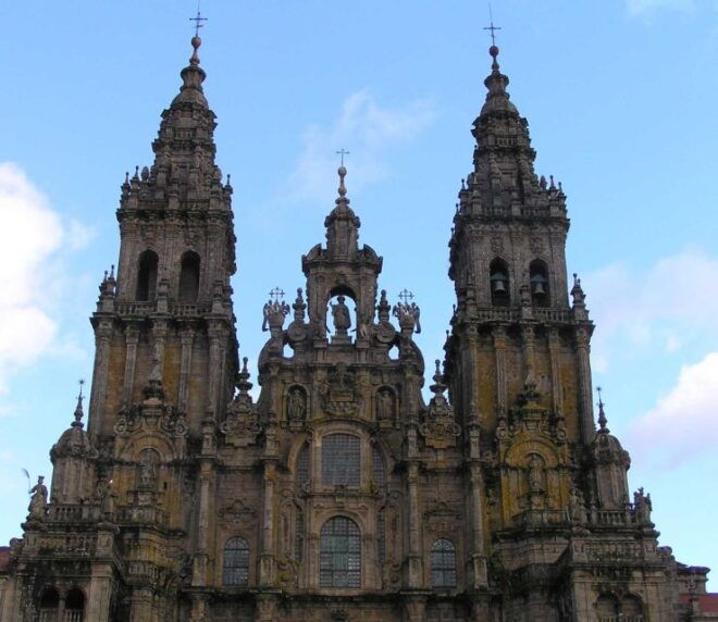 Santiago: Food Walking Tour With Tasting of Local Products - Experience