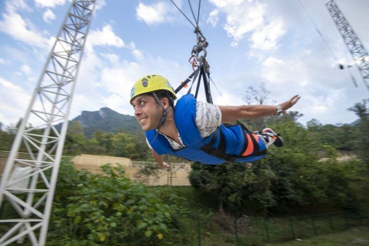 Santiago, Nuevo León: IBO Pendulum at Cola De Caballo - Experience the Thrilling Pendulum Flight