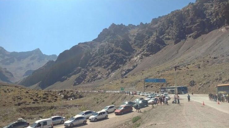 Santiago: Private Scenic Transfer to Mendoza. - Experience Highlights