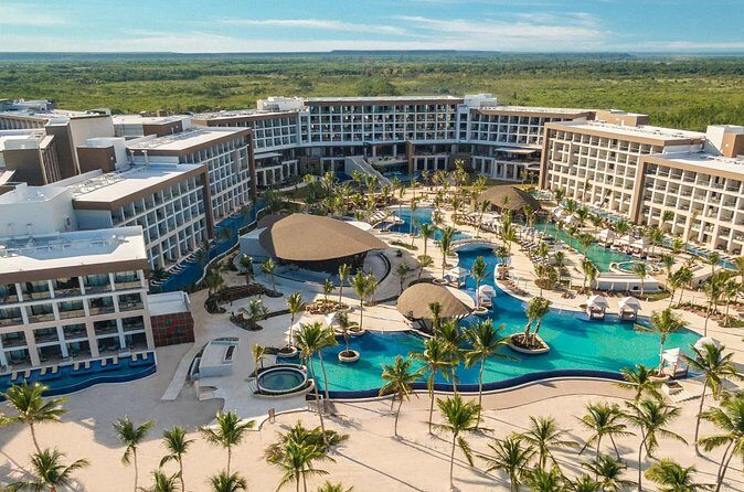 Santo Domingo Airport and Hyatt Ziva Cap Cana Private Transfer - Who is This Transfer Best For?