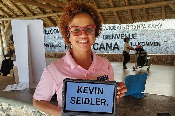 Santo Domingo Airport and Riu Palace Macao Private Transfer - Additional Charges and Considerations