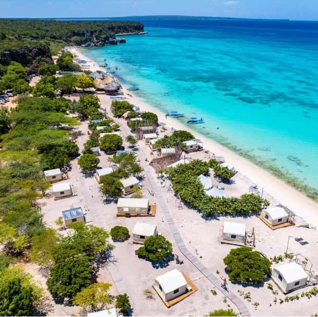 Santo Domingo: Bahia de las Aguilas VIP Paradise  2 Days All-Inclusive - The Breeze of the Caribbean: Should You Join?