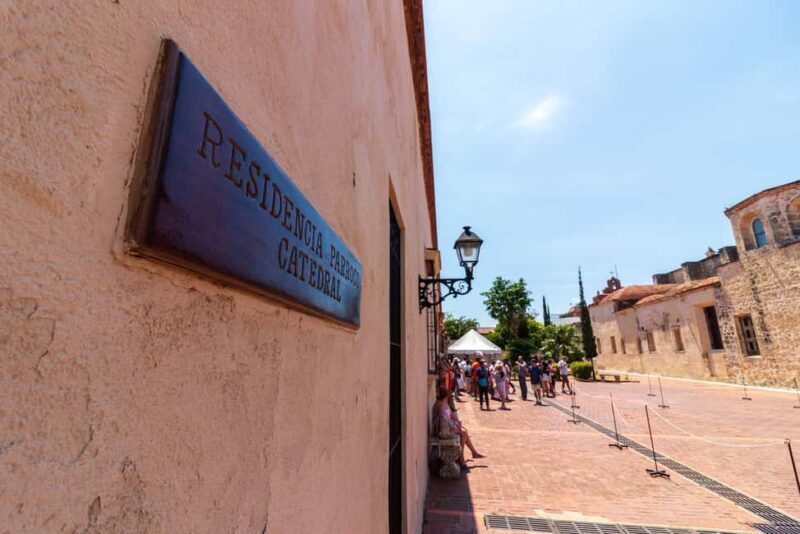 Santo Domingo City Tour: Colonial City, Los Tres Ojos, Lunch - FAQ