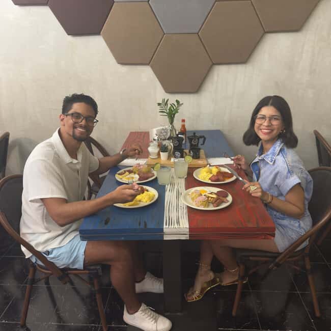 Santo Domingo: Food Tour & Paradise Beach Day with Drinks - Who This Tour Is Best Suited For