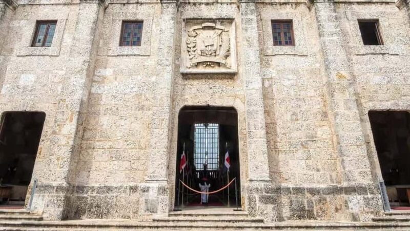 Santo Domingo: Los Tres Ojos, Faro a Colón & Colonial Zone - Who This Tour Is Best For