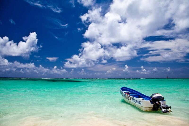 Santo Domingo: Saona Island Tour by Catamaran or Speedboat - Good To Know