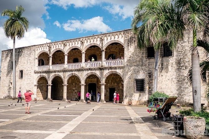 Santo Domingo Sightseeing Tour - Date and Travelers