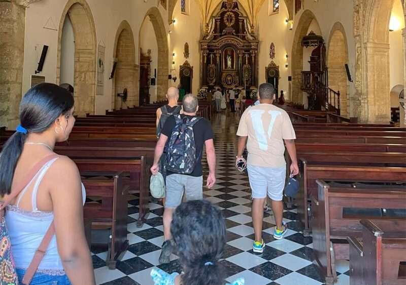 Santo Domingo: Zona Colonial Guided Walking Tour - Additional Details to Consider