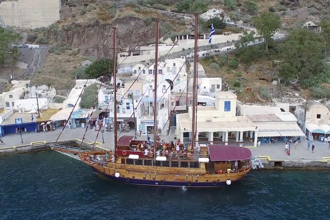 Santorin Caldera and Thirasia Island Cruise - Santorini - Date and Travelers