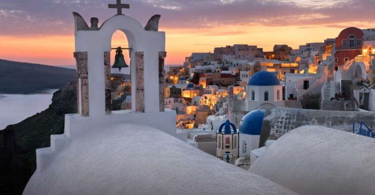 Santorini 2-Day Combo: Volcano Boat Cruise & Island Bus Tour - Experience Highlights