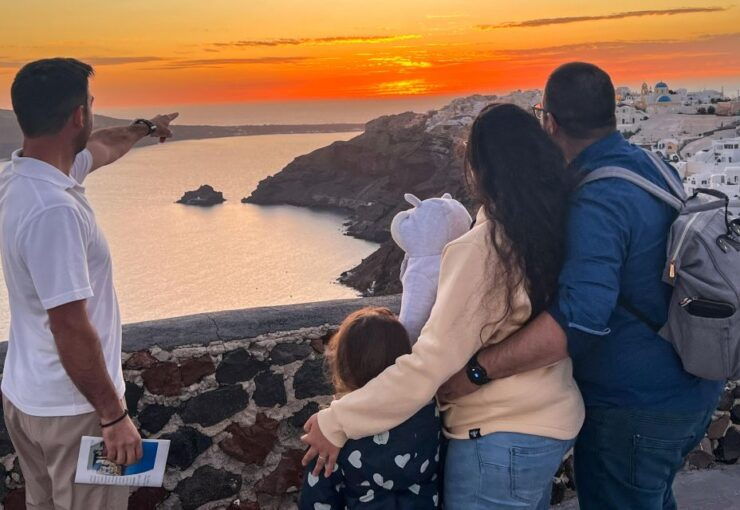 Santorini: 3-Hour Top Sights Private Tour by Local - Tour Duration and Price
