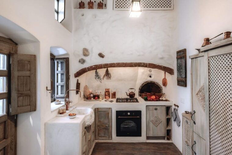 Santorini: 4-Day/3 nights Alternative historical experience - Value Analysis