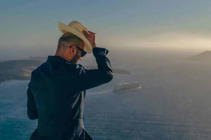 Santorini: 40-Minute Oia Photoshoot - FAQs