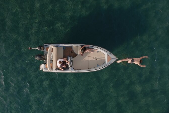 Santorini 5-Hours Boat Rental License-Free - Pricing and Availability