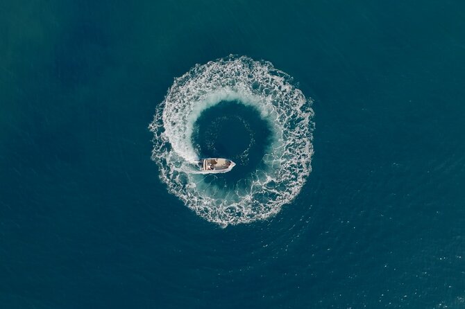 Santorini 5-Hours Boat Rental License-Free - Boat Rental Overview