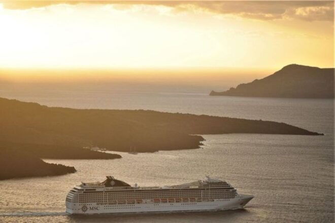 Santorini 6 Hour Custom Private Sightseeing Tour - Tour Guide Expertise