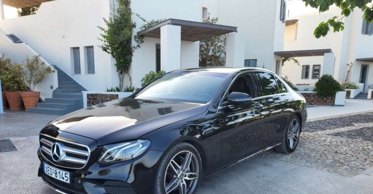 Santorini: Airport or Port One-Way Private Transfer - Experience Luxury Transfer Service