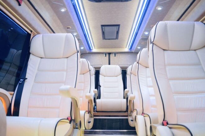 Santorini: Blue Domes and Caldera Cliffside Tour - Itinerary