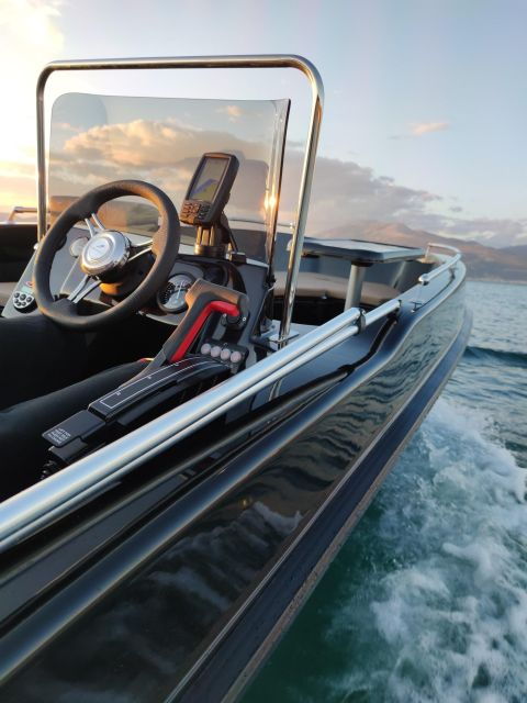 Santorini Boat Cruise -License Free- - Discover the Charm of a Santorini License-Free Boat Cruise