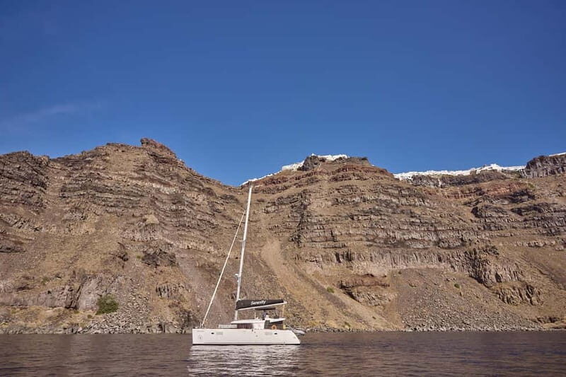 Santorini: Caldera Classic Catamaran Cruise w/ Meal & Drinks - FAQ
