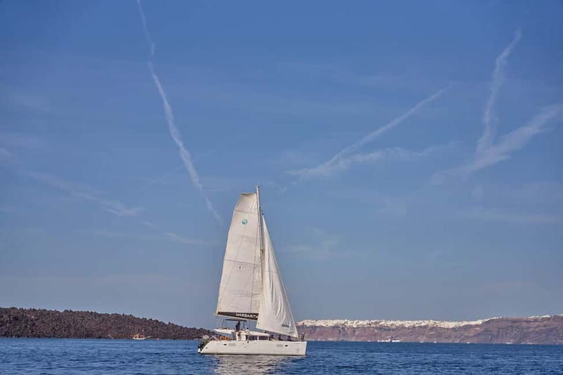 Santorini: Caldera Classic Catamaran Cruise w/ Meal & Drinks - Good To Know