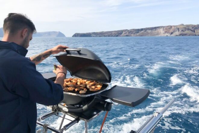 Santorini Caldera: Panorama Winter Cruise - Highlights of the Activity