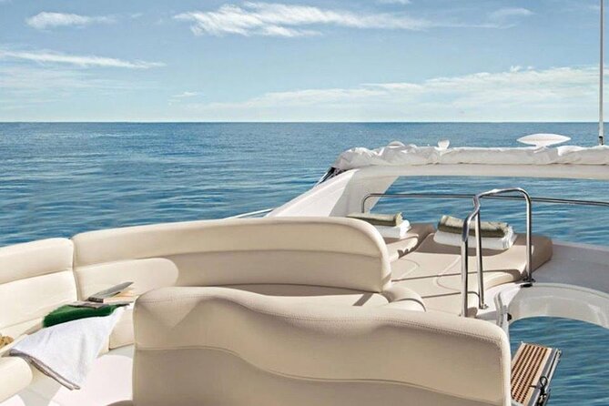 Santorini Caldera: Private Flybridge Yacht Experience - Pricing and Reservation