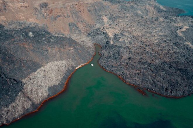 Santorini: Caldera Private Power Catamaran Cruise - Review Summary