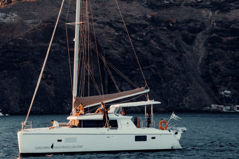Santorini: Catamaran Caldera Cruise with Meal and Drinks - The Itinerary: What to Expect