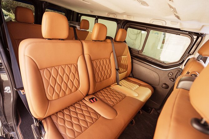 Santorini Chauffeur - How to Book a Santorini Chauffeur Service