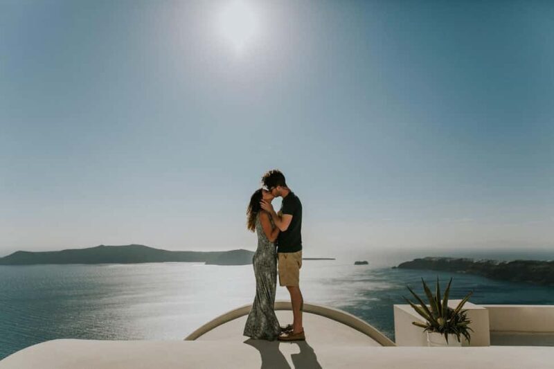Santorini Couple Photography: Timeless Moments last forever - What’s Included and What’s Not