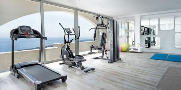 Santorini: Couples Massage & Day Pool, Jacuzzi, Gym Access - Testimonials