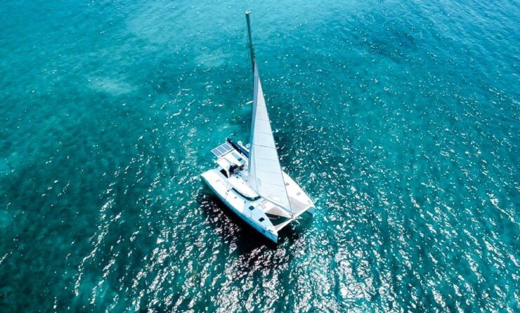 Santorini: Day Cruise With Meal & Open Bar - 5-Hour Duration of the Day Cruise