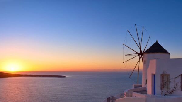 Santorini : Discover With Locals - Private Shore Excursion - The Sum Up