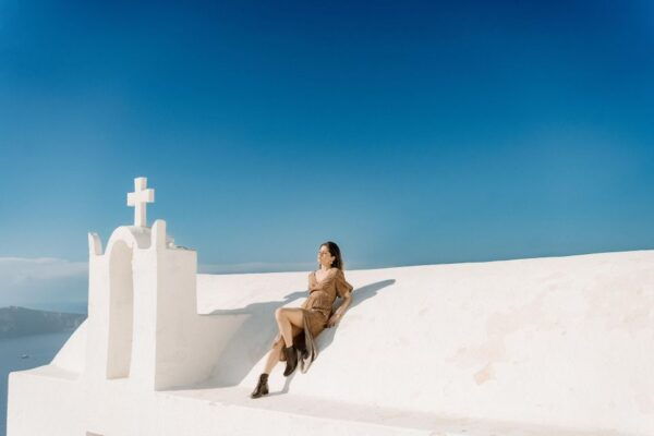 Santorini: Exclusive Personalized Photoshoot Session - The Sum Up
