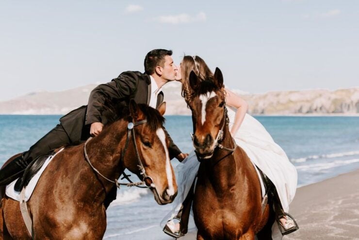 Santorini: Exclusive Private Horse Riding With Picnic - Experience