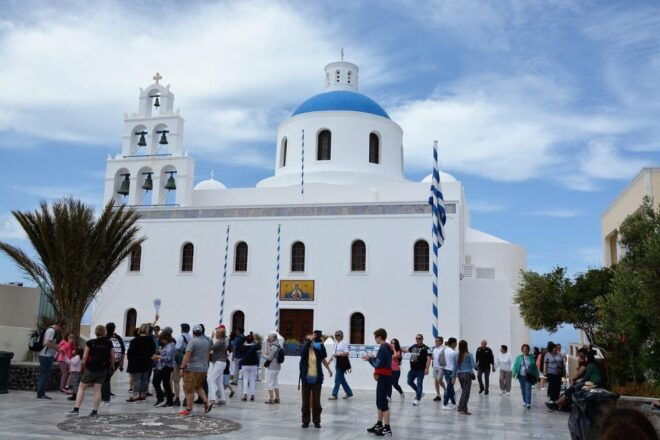 Santorini Exclusive Sightseeing Journey - The Sum Up