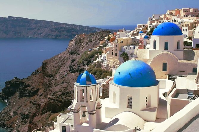 Santorini Firostefani & Oia Blue Domes: 4-hour Private Tour - Exploring Oias White-Washed Houses