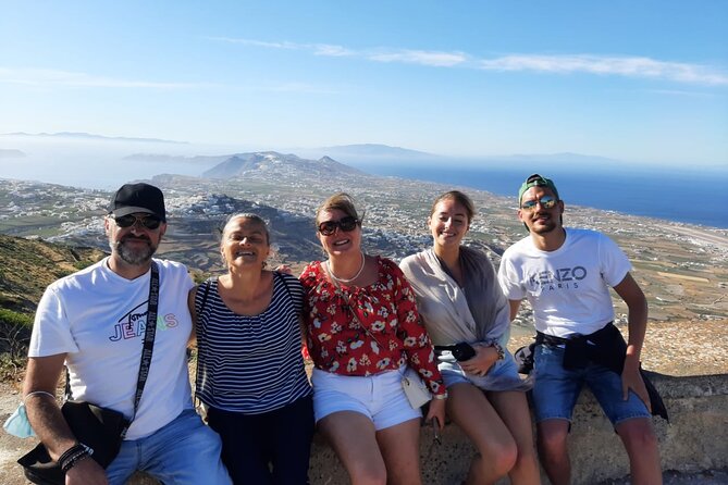 Santorini First-Time Visitors Private Tour With Wine Tasting - Positive Feedback About Guides