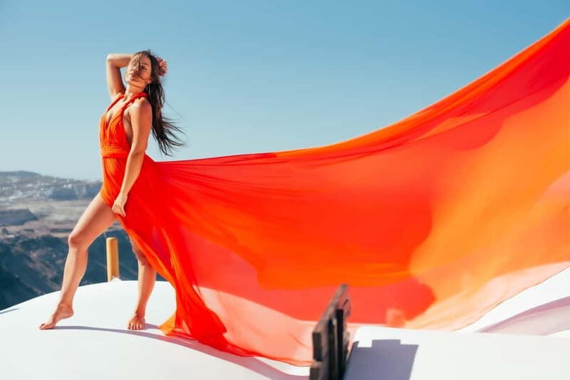 Santorini Flying Dress Photo Shoot - First Impressions: What to Expect from the Experience