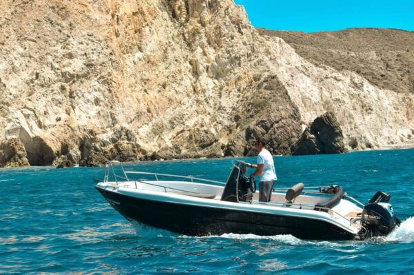 Santorini: Full-Day Licence-Free Boat Rental With 30/50hp - Frequently Asked Questions