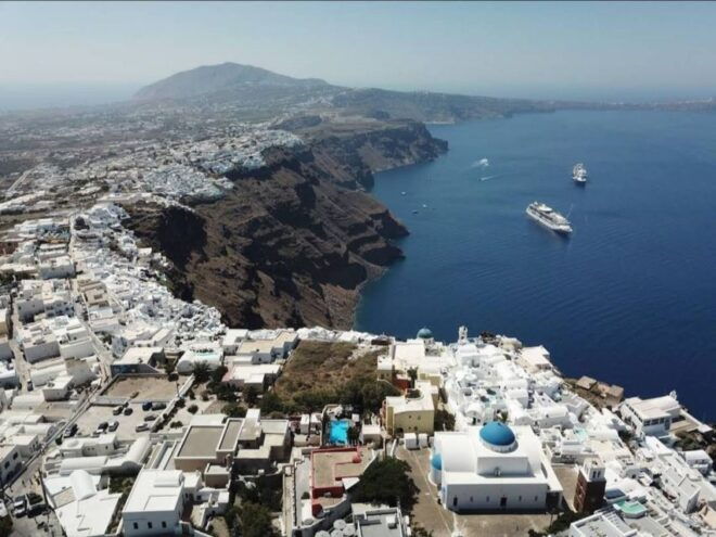 Santorini: Full-Day Private Tour With a Luxury Minibus - Wine Tasting and Sunset