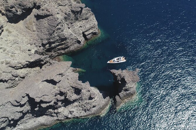 Santorini Half Day Motorcruiser Private Cruise Incl. Meal,Drinks &Free Transport - Cruise Highlights