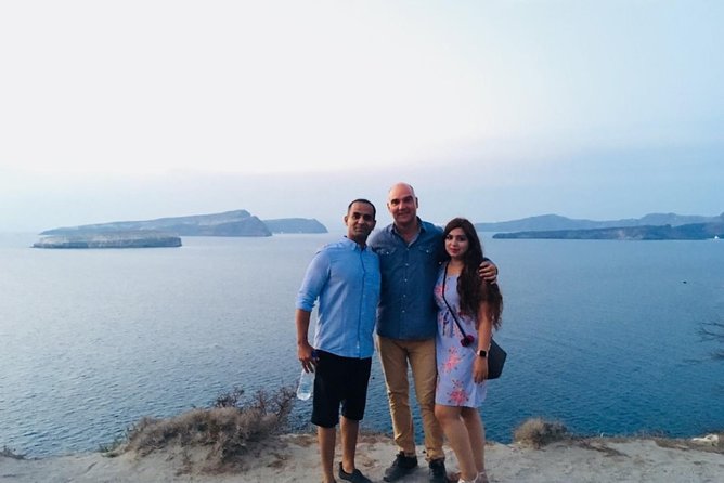 Santorini Highlights: 5-Hour Private Tour With Wine-Tasting - Tour Itinerary and Locations