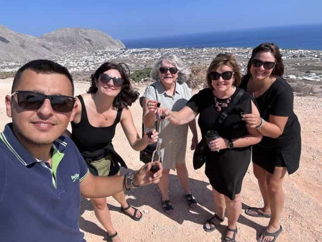 Santorini : Highlights Private Tour With Wine Tasting - Unique Wine Tasting Experience