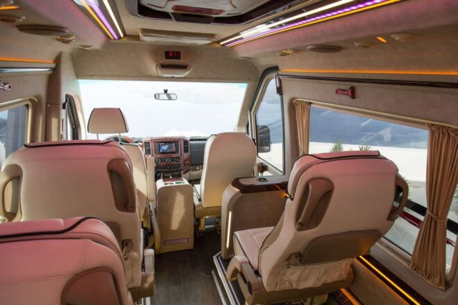 Santorini Highlights & Wine Tasting Private Tour - Wine Tasting Experience