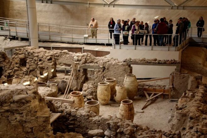 Santorini History & Archeology Tour - Inclusions and Refreshments