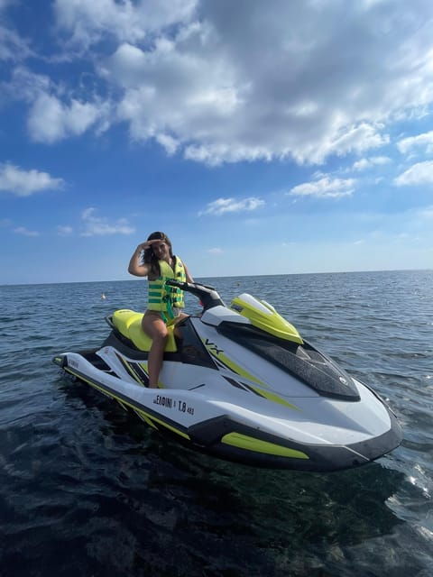 Santorini: Jet Ski Rental Perissa,Perivolos,St. George - Practical Details and Considerations