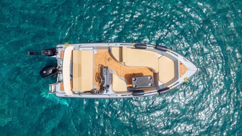 Santorini: License-Free Motor Boat Rental -Full or Half Day - The Experience of Operating Your Own Boat